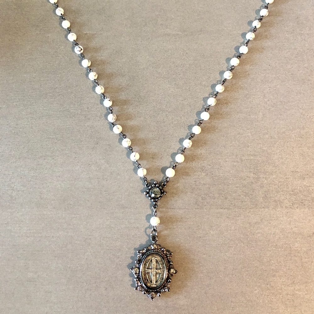 Virgins Saints & Angels White Marble/Hematite